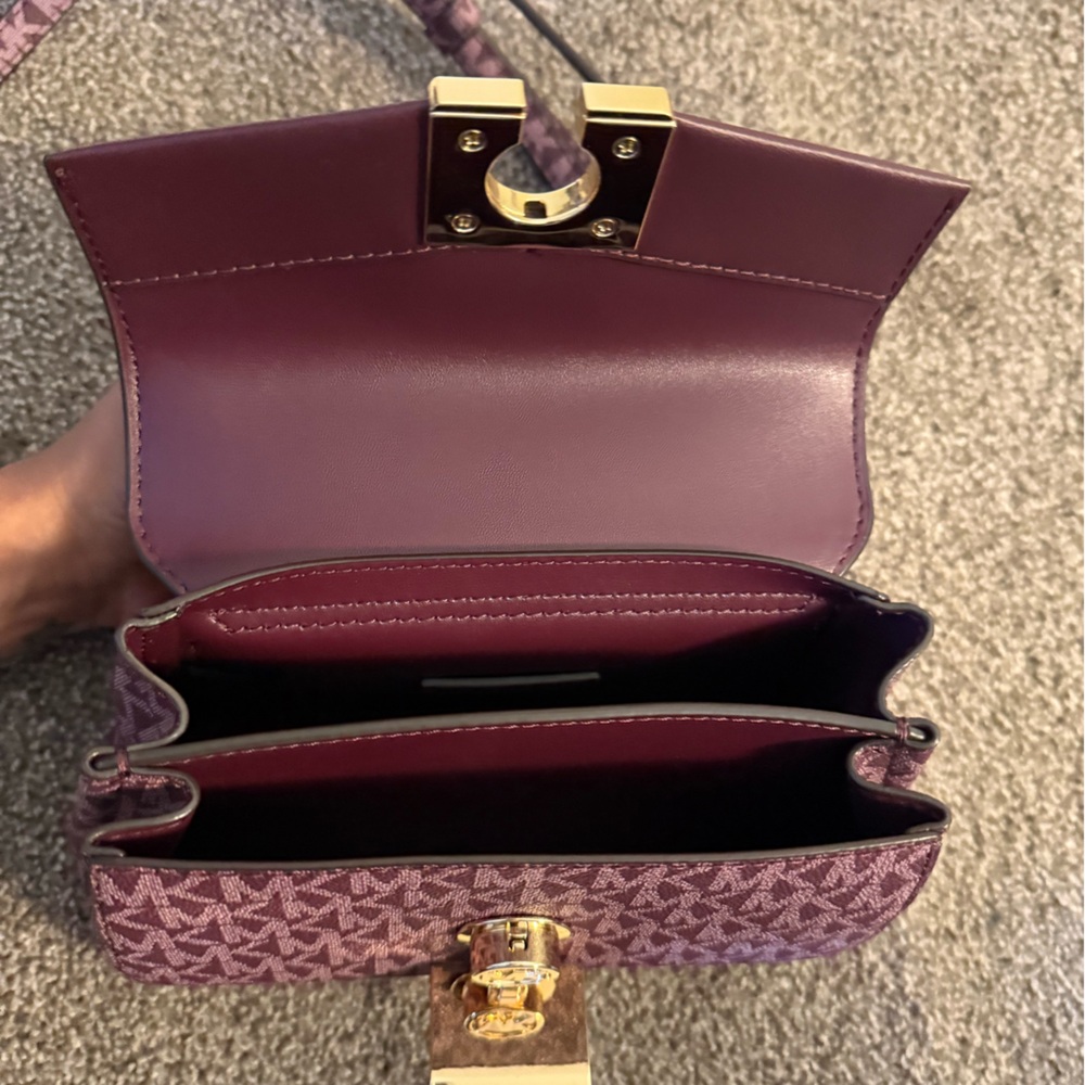 Michael Kors Purple and Gold Crossbody Bag NWOT - Picture 4 of 6